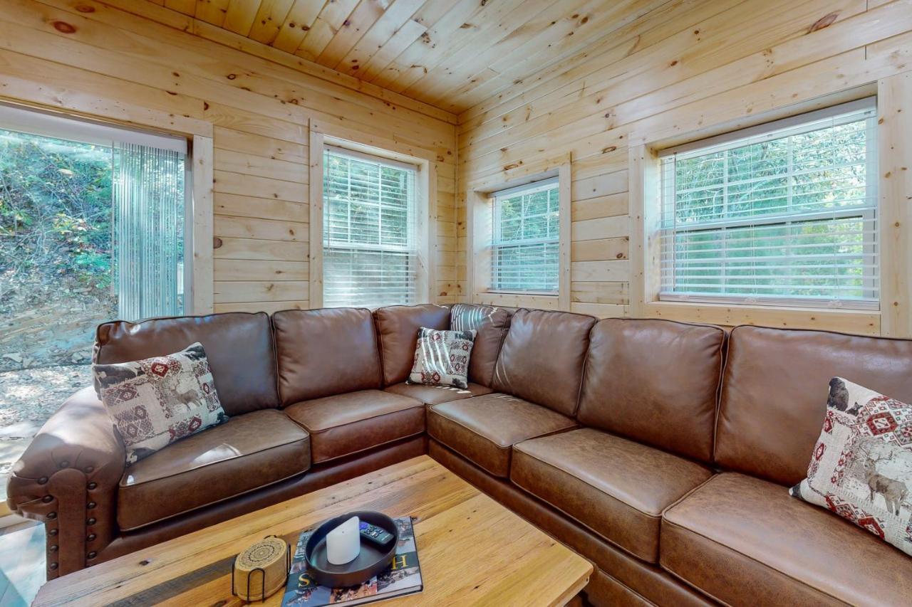 Whiskey Barrel Retreat Villa Sevierville Exterior foto