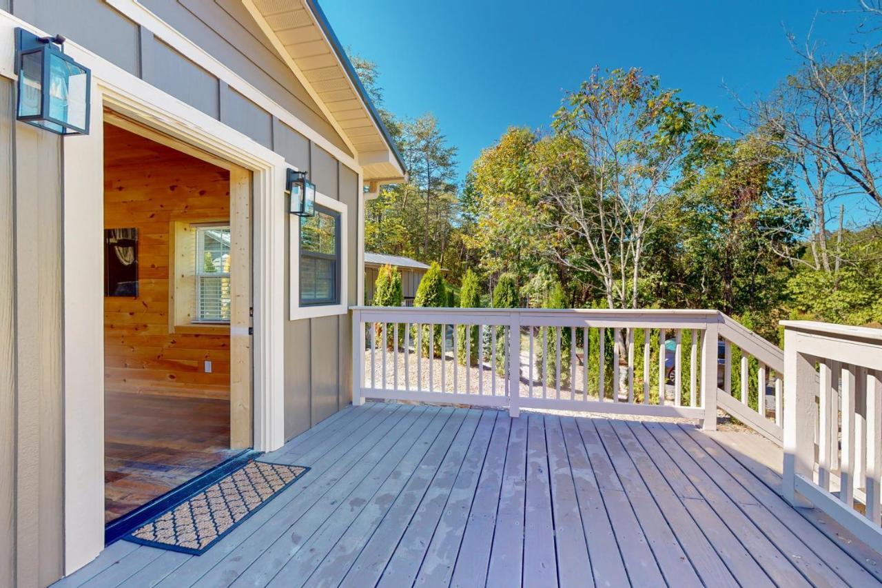 Whiskey Barrel Retreat Villa Sevierville Exterior foto