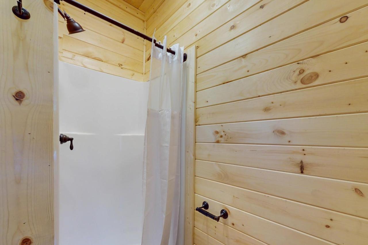 Whiskey Barrel Retreat Villa Sevierville Exterior foto