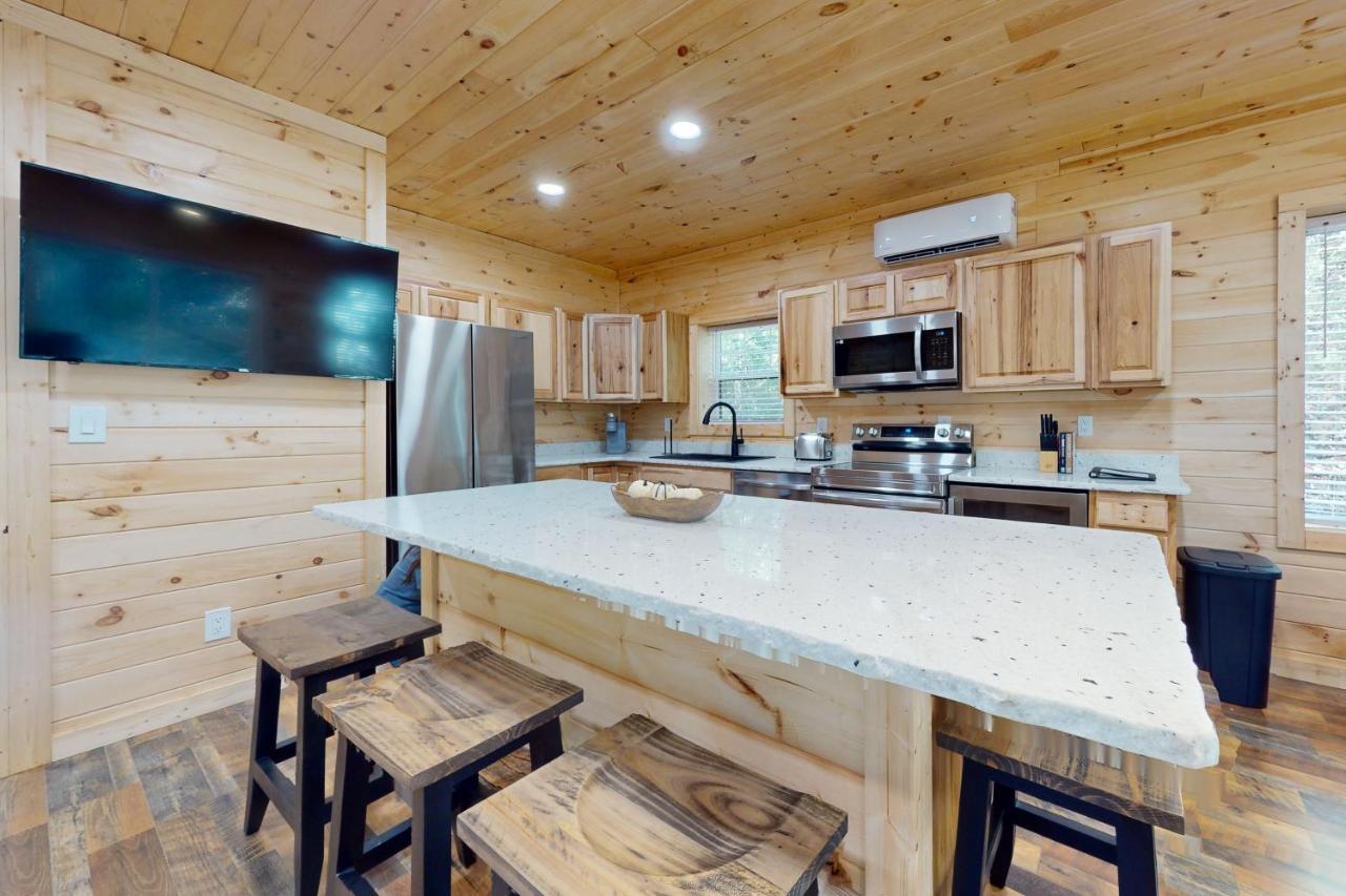 Whiskey Barrel Retreat Villa Sevierville Exterior foto