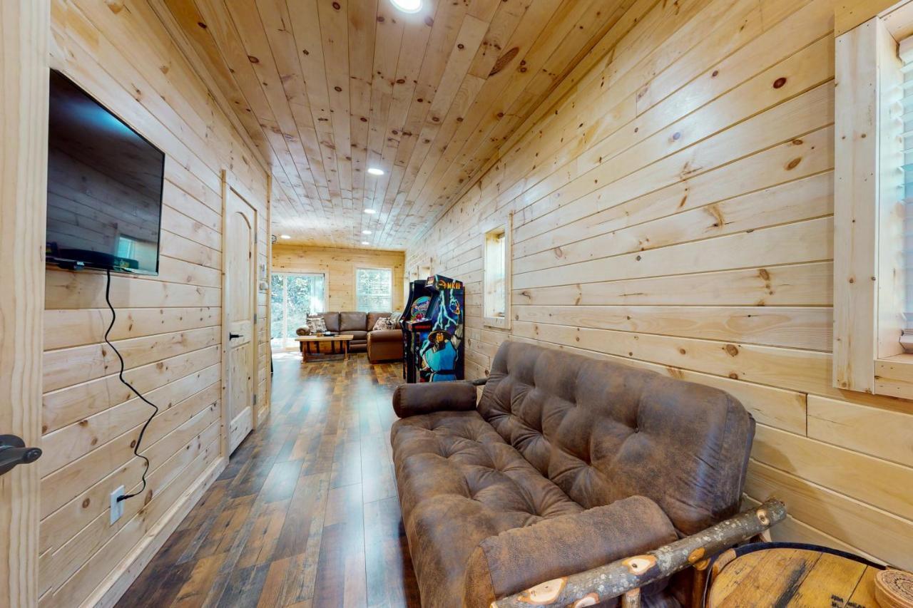 Whiskey Barrel Retreat Villa Sevierville Exterior foto